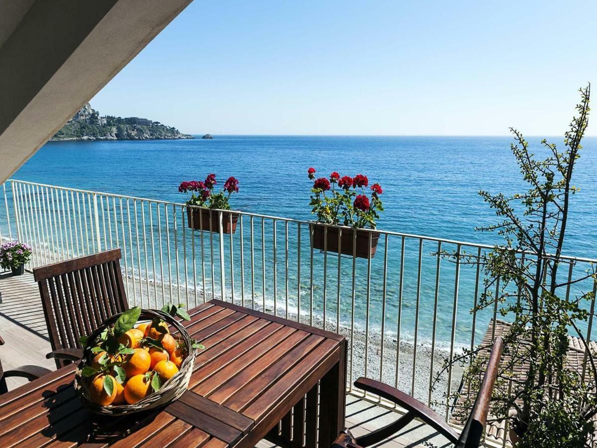 Апартаменты Taormina Stationhouse Экстерьер фото